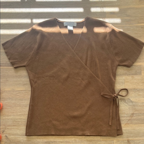 Petite Sophisticate Tops - VTG brown wrap knit blouse